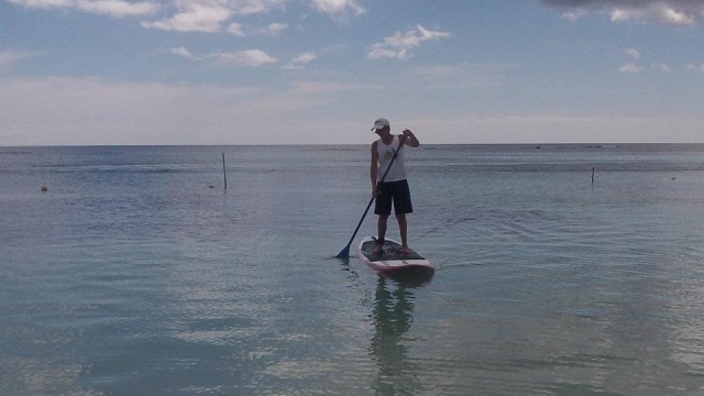 Paddle surf on the Mayan coast 